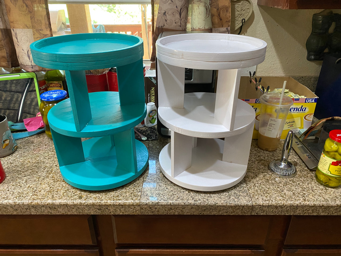 Rotating sewing room organizer