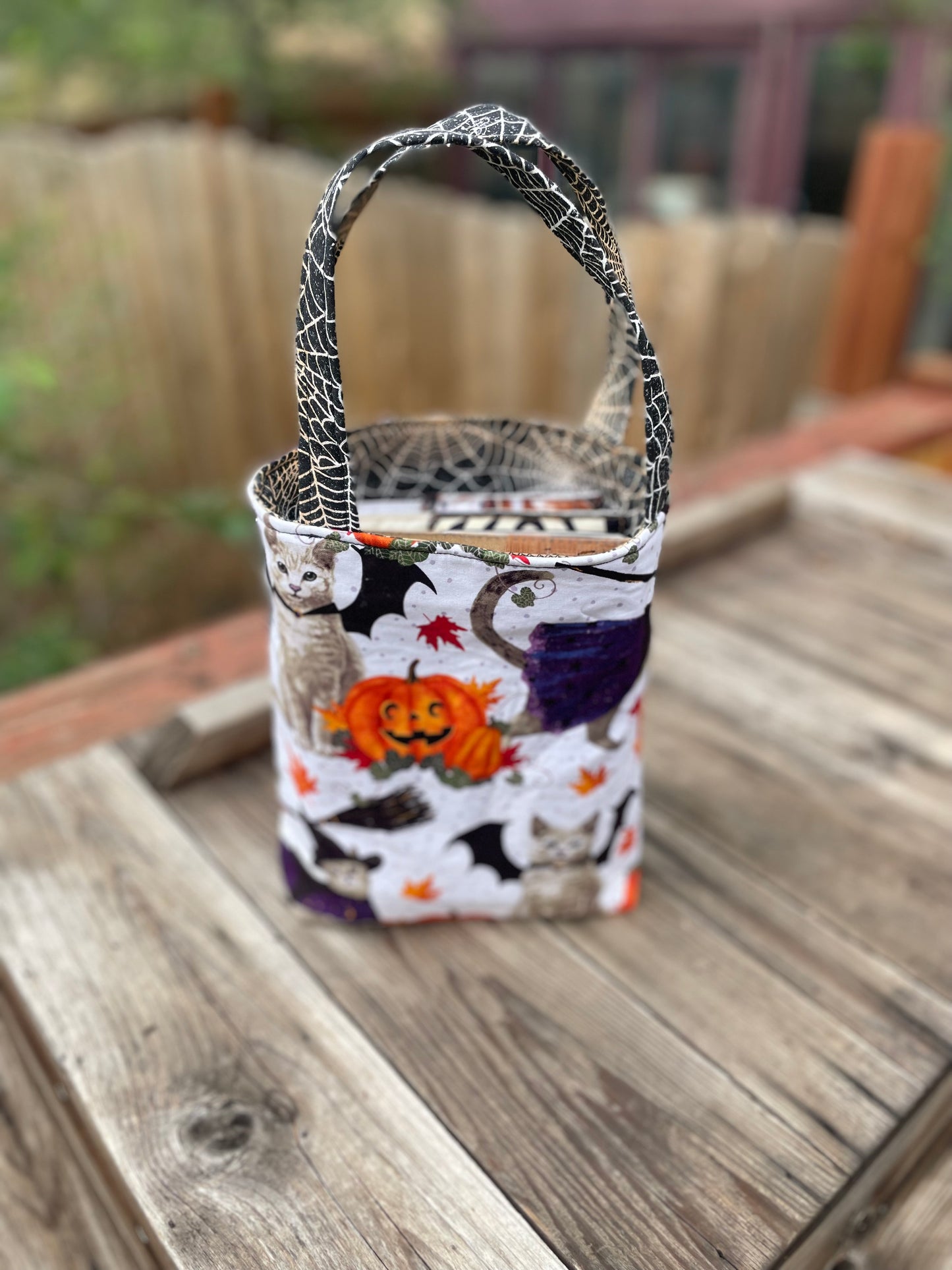 Med Halloween Bag - Spider web and Pumpkins and cats