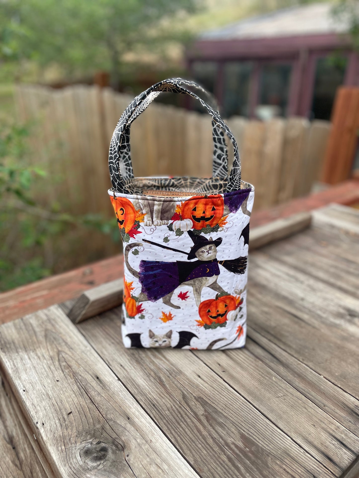 Med Halloween Bag - Spider web and Pumpkins and cats